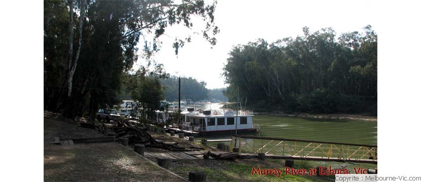 Riverboat terminal - Echuca